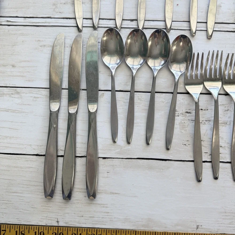 International Silver preowned good